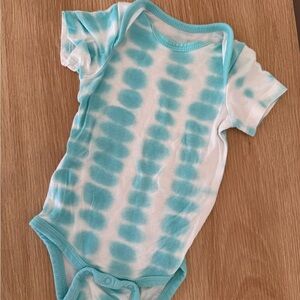 Kyte BABY Aqua and White Kids Bodysuit